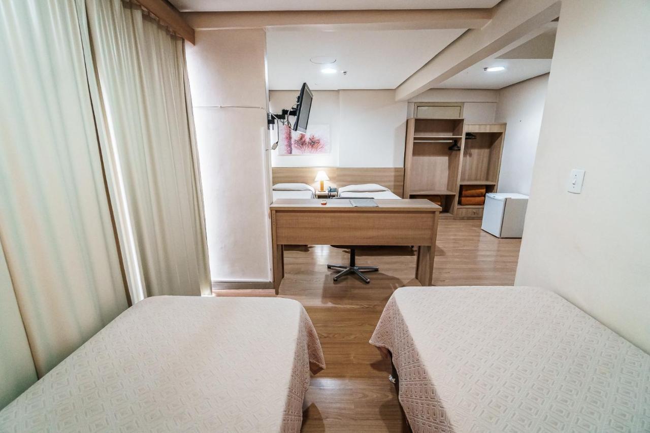 Hotel Dan Express - Próximo A Santa Casa E Ufrgs 3*