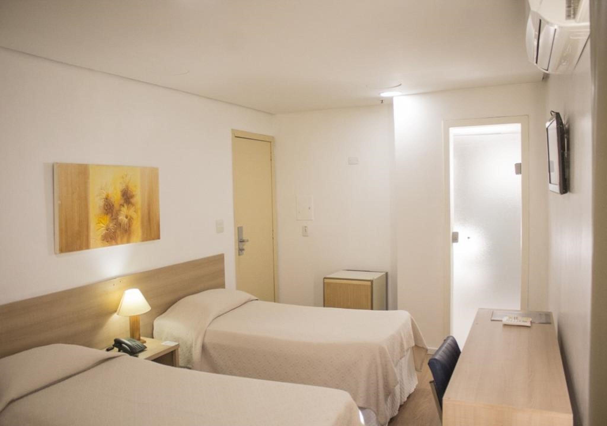 Hotel Dan Express - Próximo A Santa Casa E Ufrgs